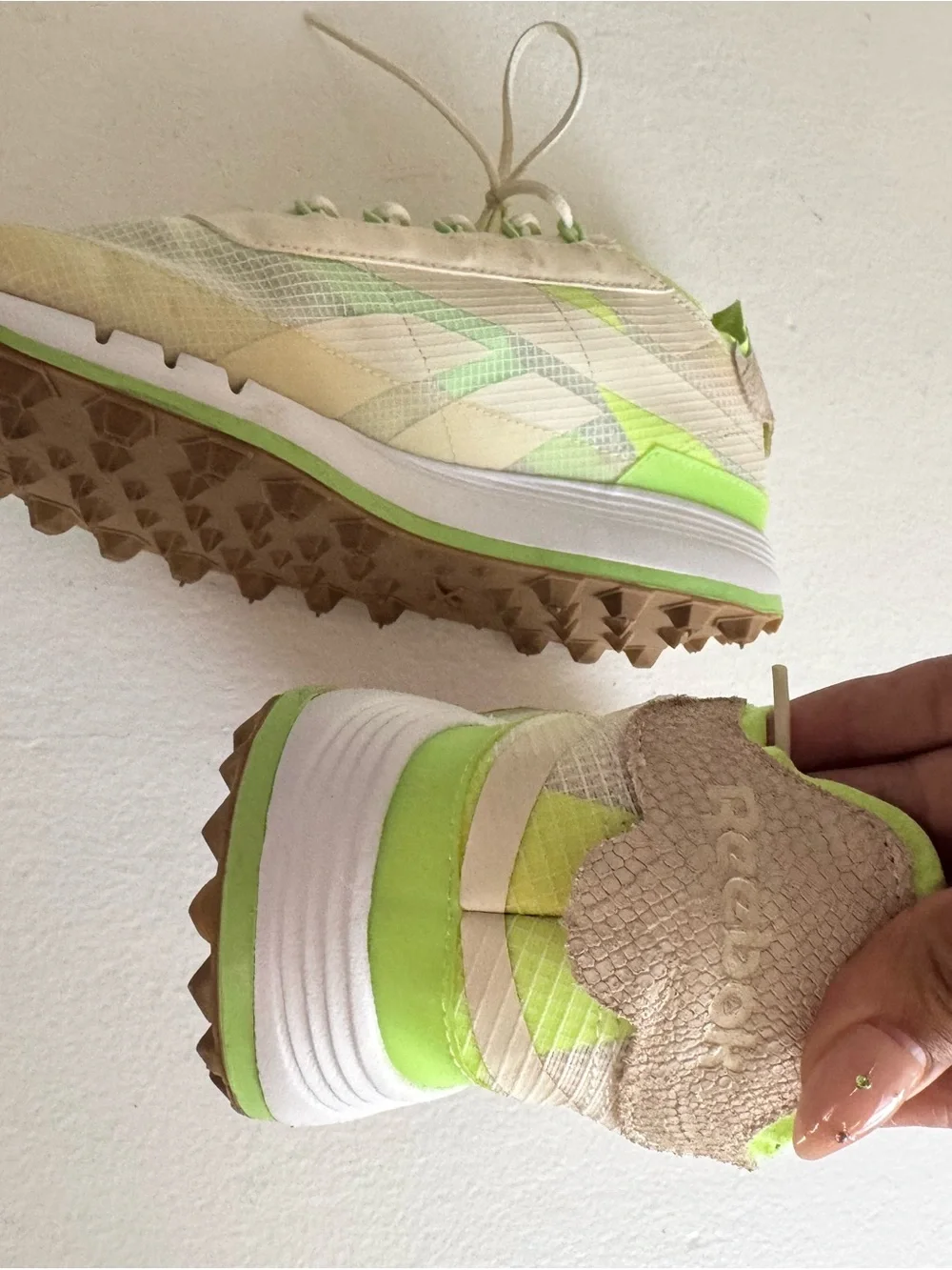 Reebok Cream Trainers with Neon Green Lining
